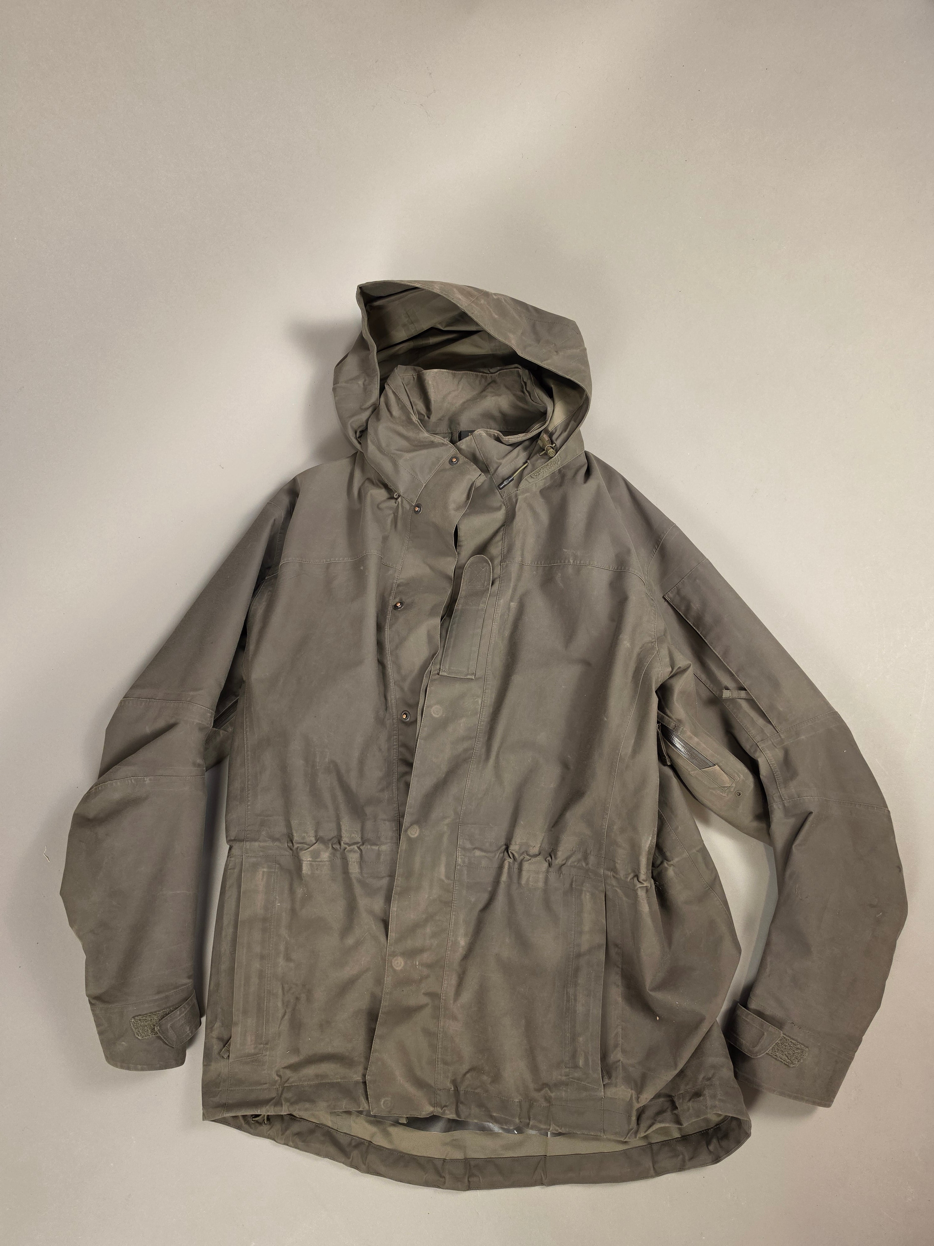 Dutch Waterproof Jacket Gore-Tex Carinthia, Olive