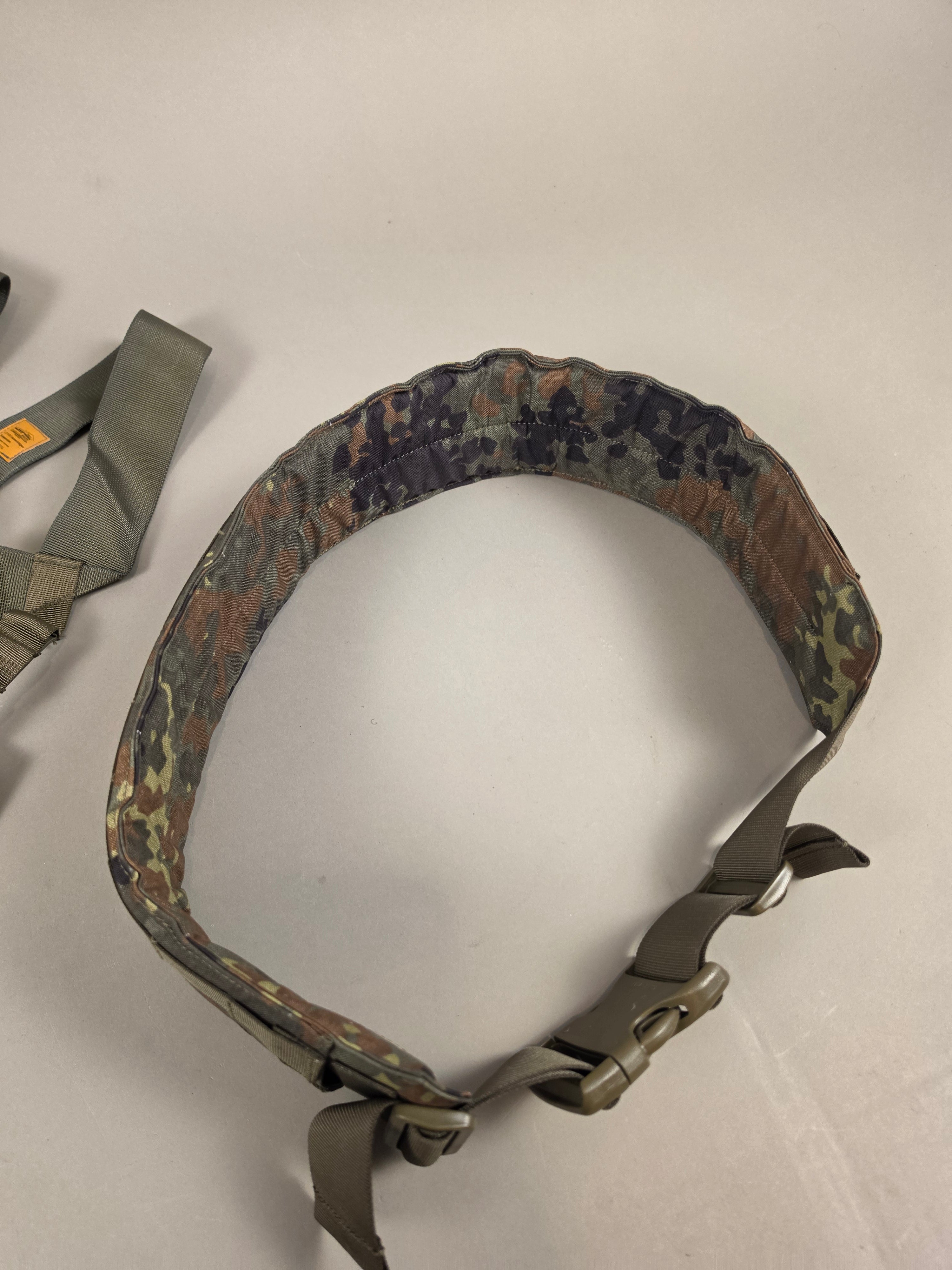 Lindnerhof Taktik Padded Modular Molle Belt, buckle + Suspenders