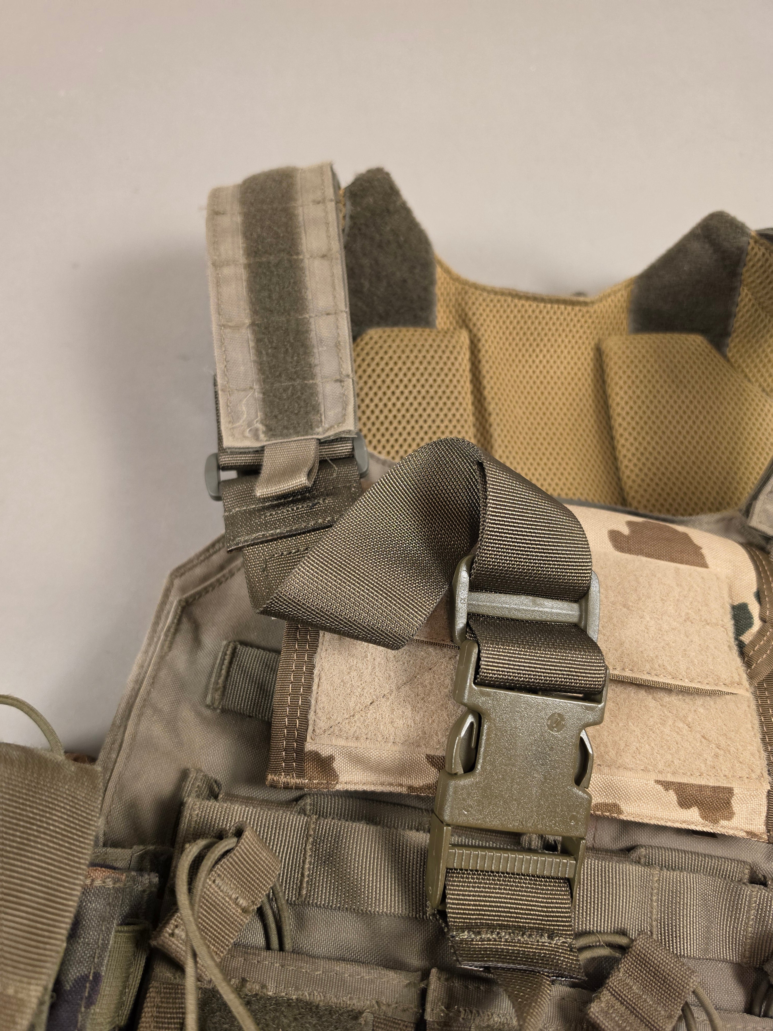 Lindnerhof Taktik Weapon Velcro adapter