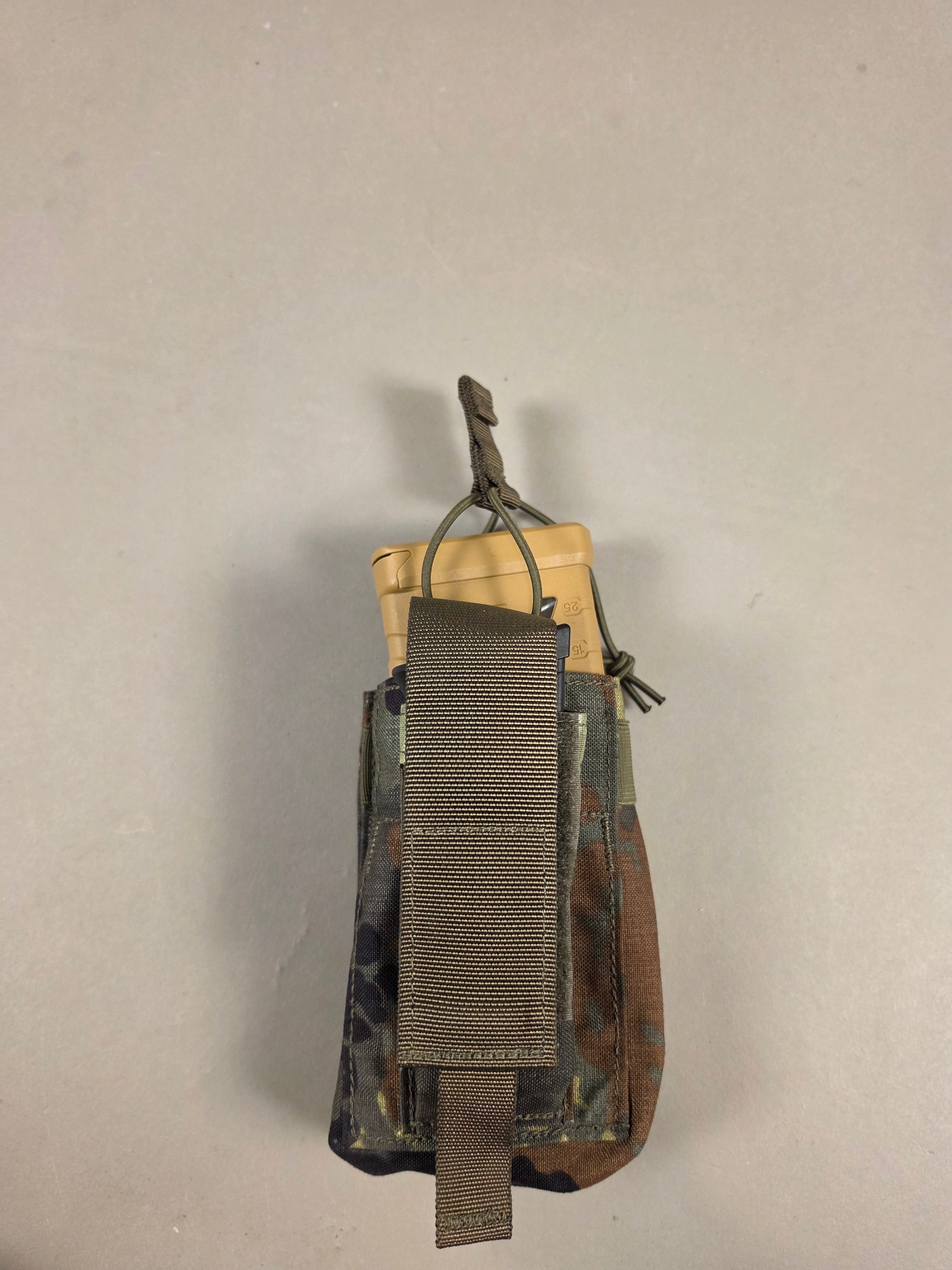 Lindnerhof Taktik Single Mag Pouch with integrated pistol pouch