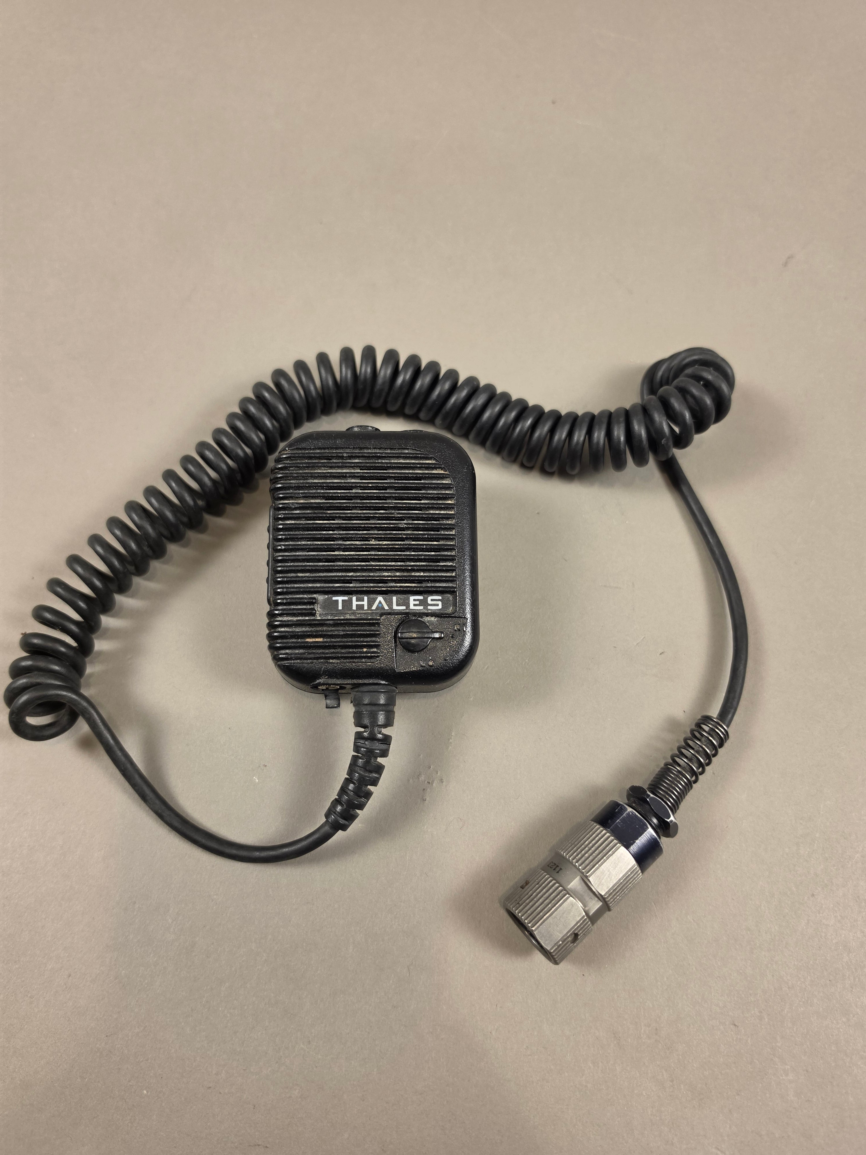 Thales Handmic 6 pin used