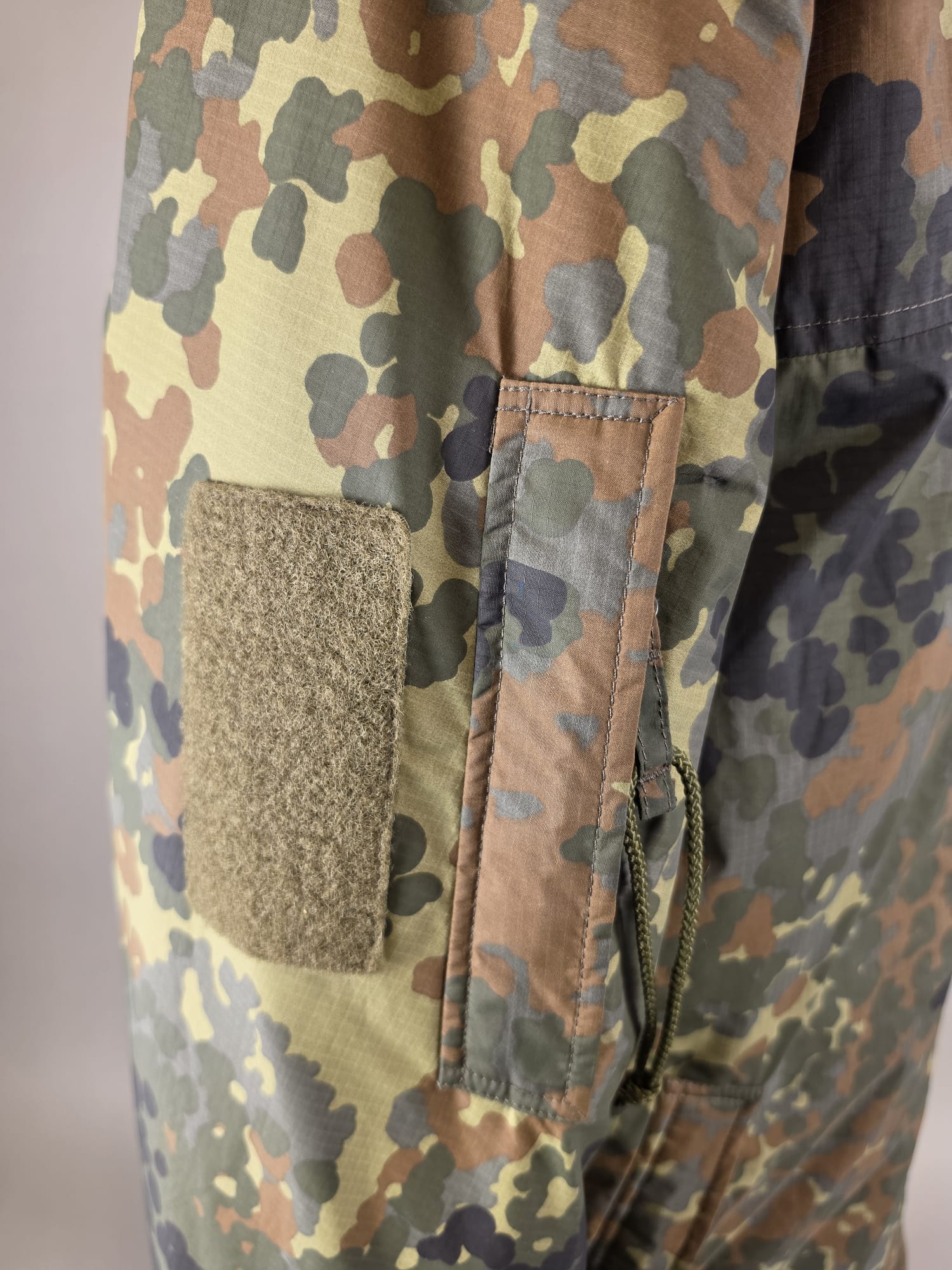 Carinthia HIG Jacket Flecktarn, Size L, Surplus, very good