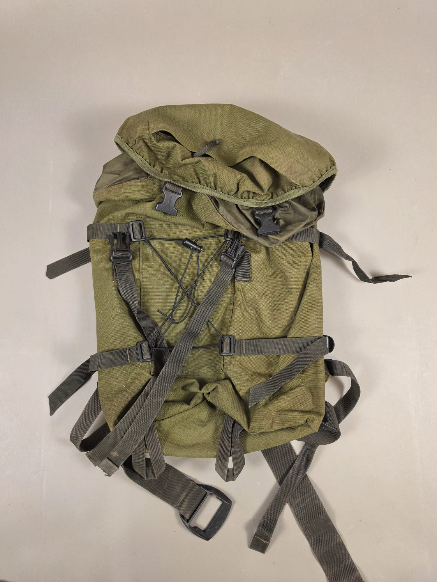 Berghaus Munro 35L Daysack, Olive, Surplus - used