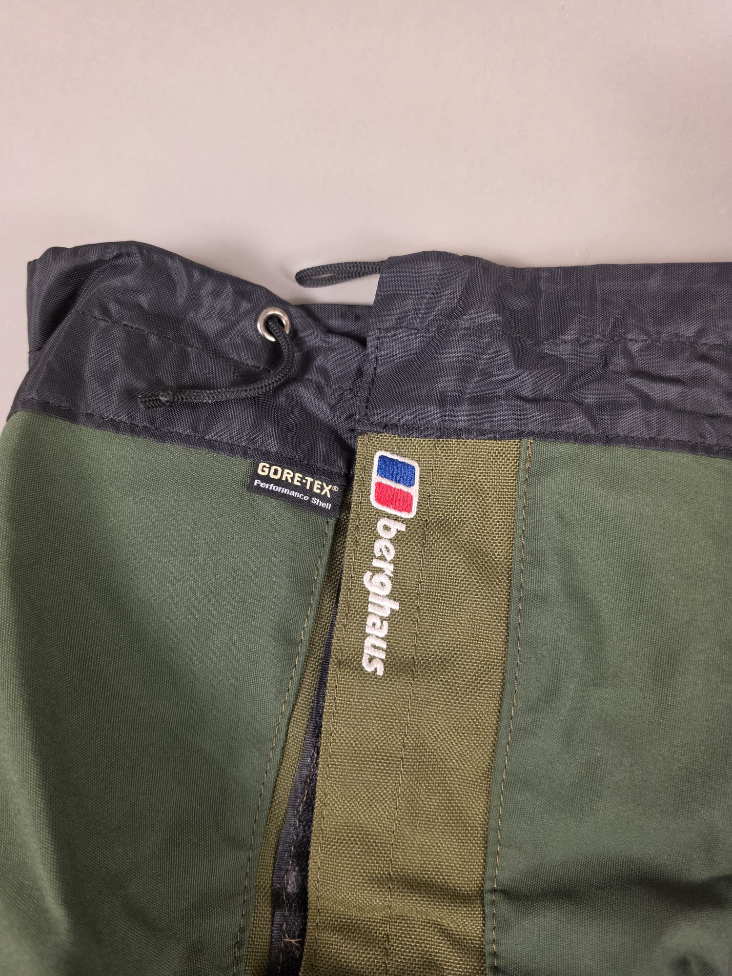 Berghaus Yeti Wilderness Overboots, Grade II